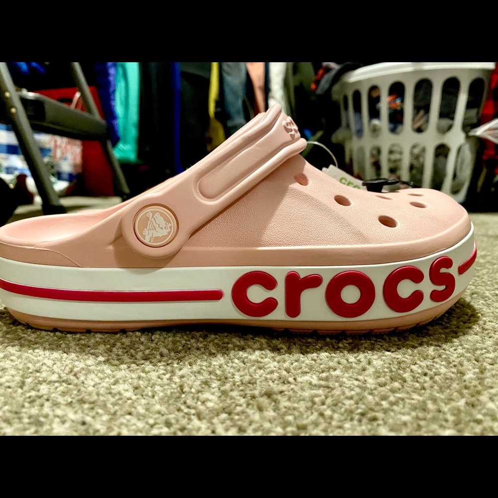 Crocs Pink Women Size 6